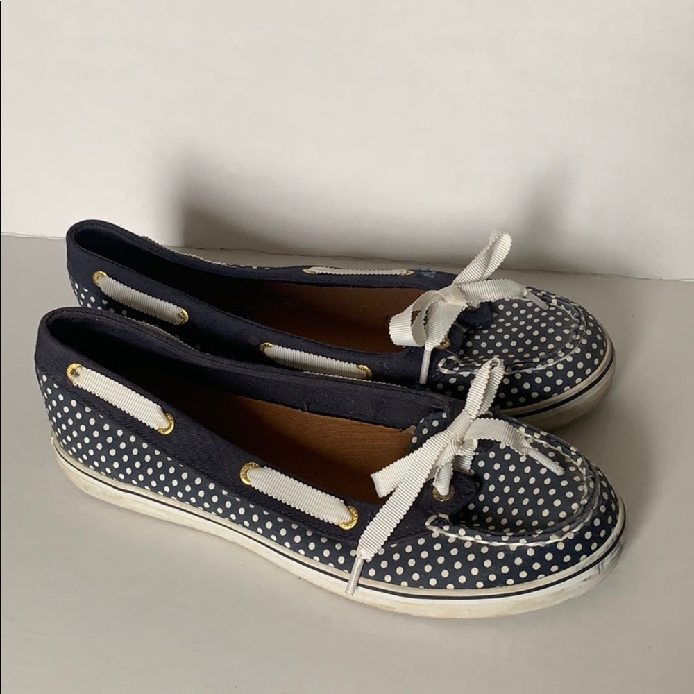Sperrys Navy blue polka dots